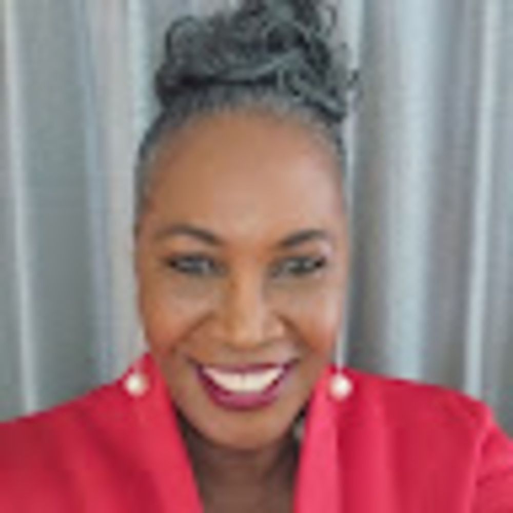 Meet your Posher, Linda